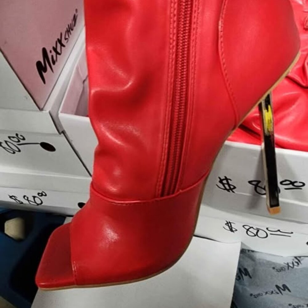 Size 8 Red Stiletto Scrunch Knee High Stiletto Boots Xmas Present.